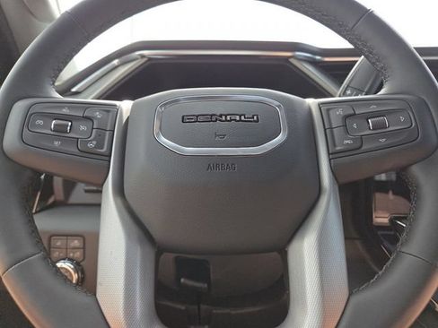 New 2026 GMC Sierra 2500 Denali w/ Denali Reserve Package AWD/4WD image 35