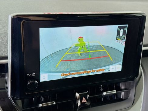 Certified 2025 Toyota Corolla Cross XLE w/ Convenience Package AWD/4WD image 6