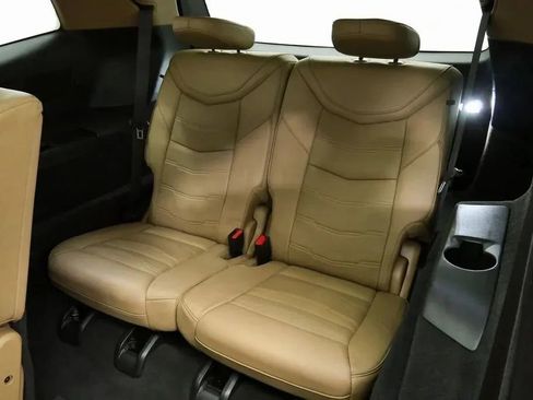 Used 2023 Cadillac XT6 Sport w/ Platinum Package image 22