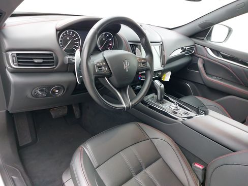 Used 2024 Maserati Levante Modena Ultima AWD/4WD image 18