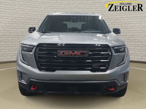 New 2025 GMC Acadia AT4 w/ Luxury Package image 2