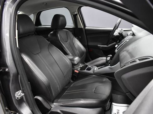 Used 2014 Ford Focus SE w/ Equipment Group 201A image 13