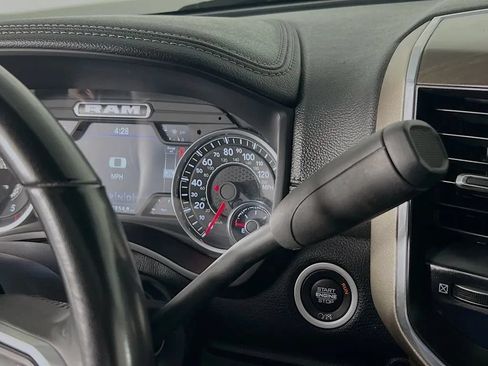 Used 2024 RAM 2500 Laramie AWD/4WD image 18