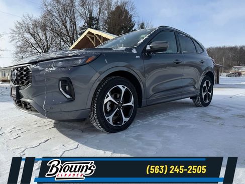 Used 2023 Ford Escape ST-Line Elite image 1