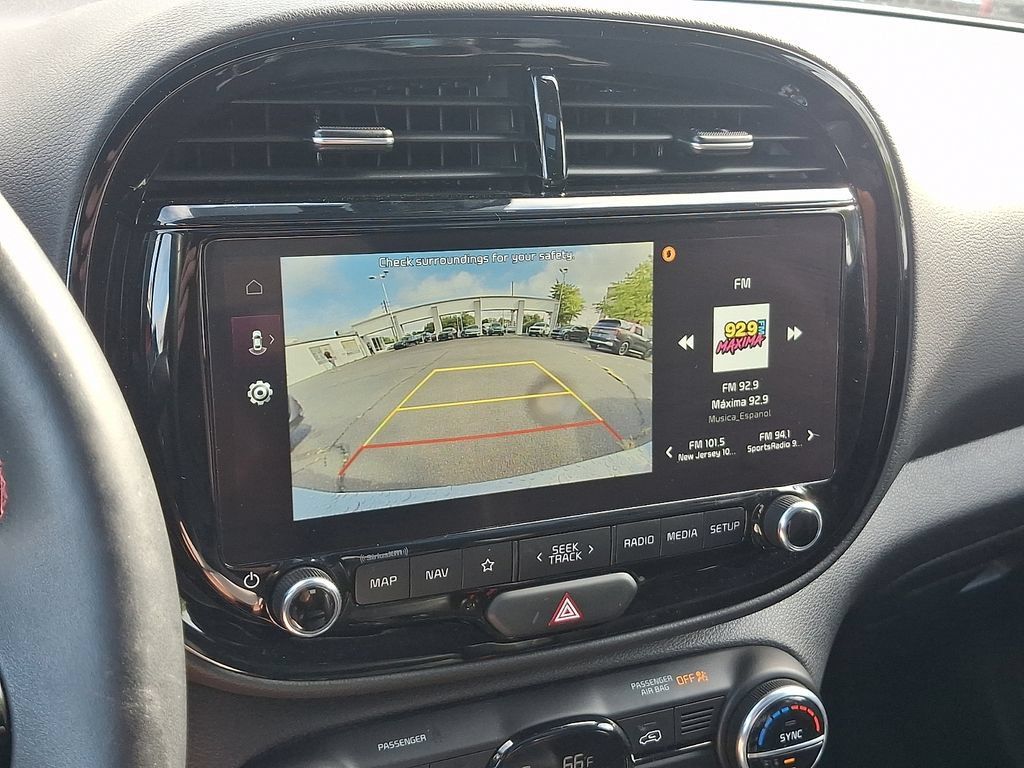 Used 2025 Kia Soul GT-Line FWD image 4