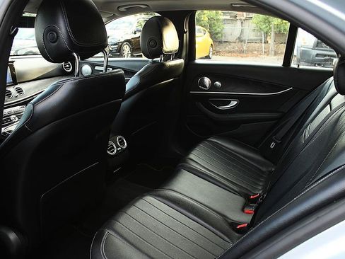 Used 2017 Mercedes-Benz E 300 image 9