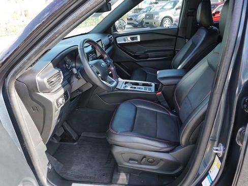 Certified 2023 Ford Explorer ST-Line w/ Class IV Trailer Tow Package image 30