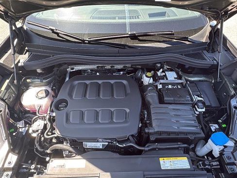 New 2026 Volkswagen Tiguan SE R-Line FWD image 30