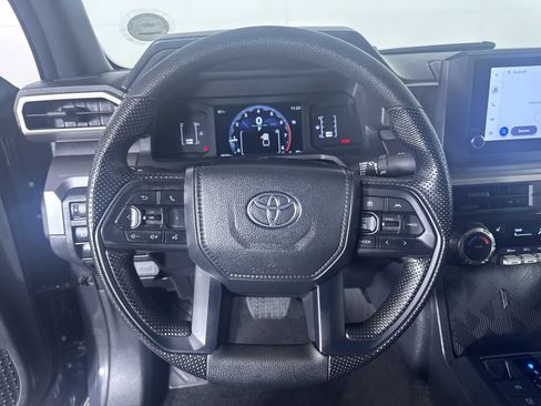 Used 2024 Toyota Tacoma SR5 AWD/4WD image 16