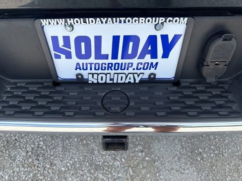 Used 2025 RAM 1500 Laramie image 15