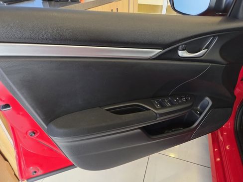 Certified 2019 Honda Civic LX image 11