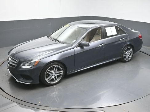 Used 2016 Mercedes-Benz E 350 Sedan image 44
