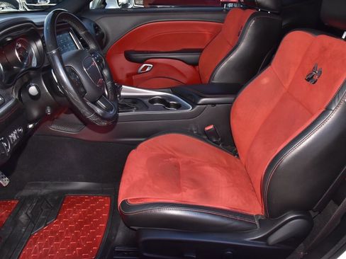 Used 2022 Dodge Challenger R/T Scat Pack w/ Plus Package image 14