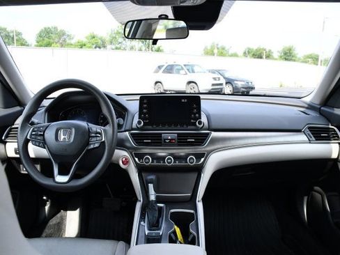 Used 2019 Honda Accord LX image 23