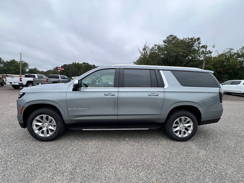 New 2026 Chevrolet Suburban Premier w/ Sun And Tow Package image 14