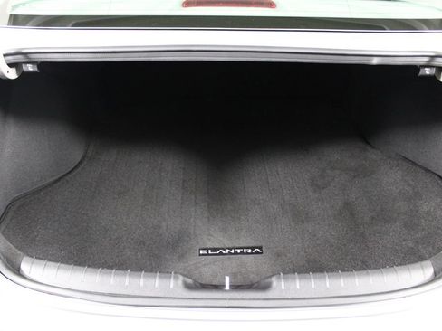 Certified 2026 Hyundai Elantra Sport FWD image 17
