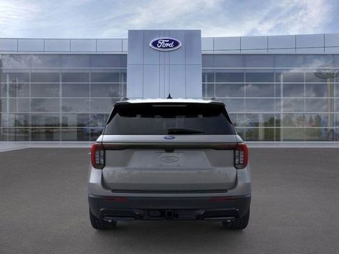 New 2026 Ford Explorer ST-Line w/ ST-Line Street Pack RWD image 5