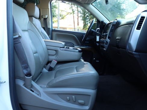 Used 2017 GMC Sierra 1500 SLT w/ SLT Premium Package image 17