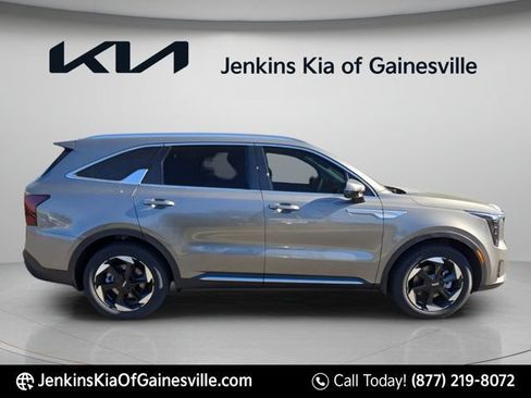 Used 2026 Kia Sorento EX w/ EX Premium Package FWD image 6