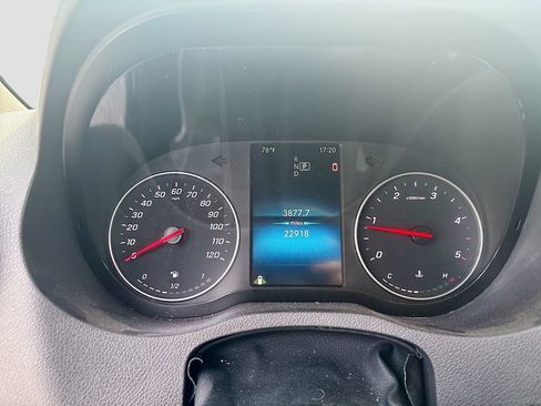 Used 2024 Mercedes-Benz Sprinter 2500 image 36