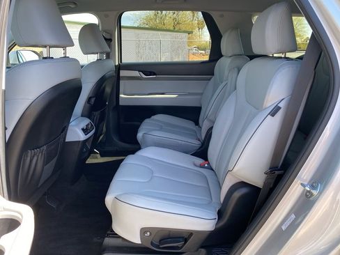 Used 2024 Hyundai Palisade SEL image 31