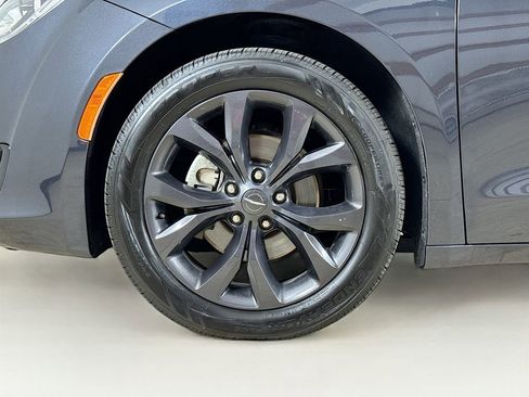 Certified 2020 Chrysler Pacifica Touring w/ S Appearance Package image 20