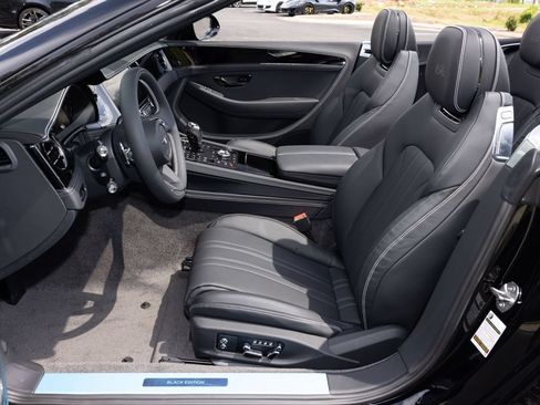 Certified 2025 Bentley Continental GTC AWD/4WD image 27