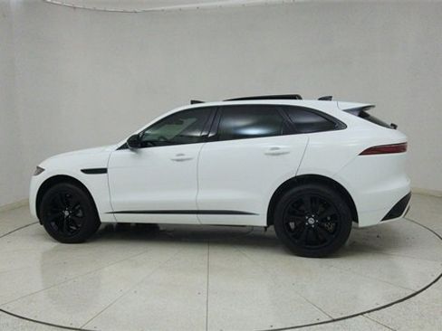 Used 2025 Jaguar F-PACE R-Dynamic S image 67