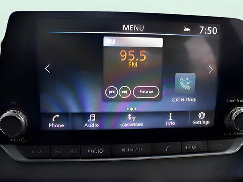 Used 2025 Nissan Sentra SR w/ SR Premium Package image 12