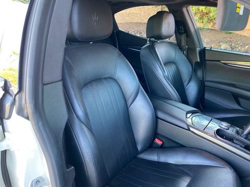 Used 2019 Maserati Ghibli RWD image 47