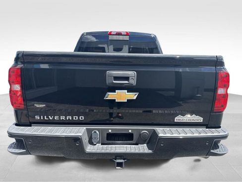 Used 2015 Chevrolet Silverado 1500 High Country w/ High Country Premium Package AWD/4WD image 6