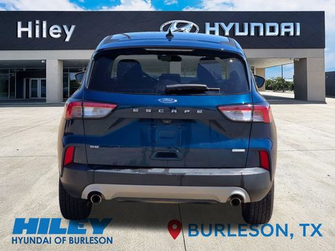 Used 2020 Ford Escape SE FWD image 6