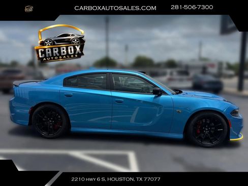 Used 2023 Dodge Charger Scat Pack w/ Plus Group RWD image 6