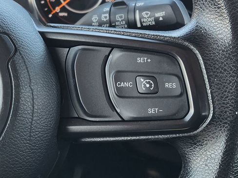 Used 2020 Jeep Wrangler Unlimited Sport image 30