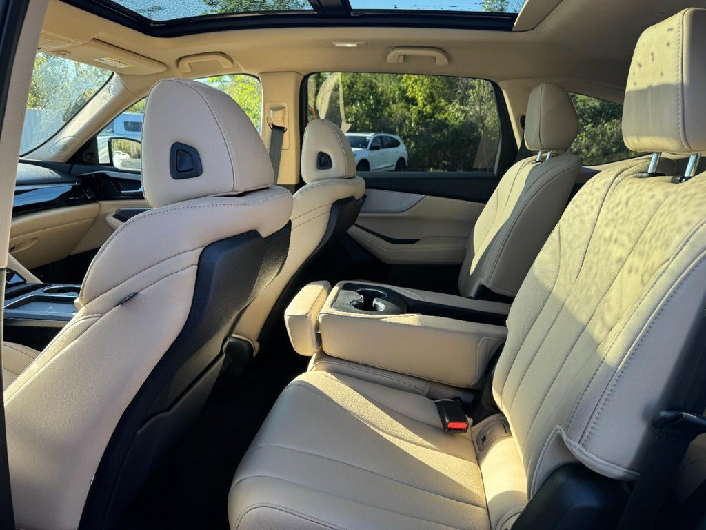 Certified 2026 Acura MDX SH-AWD image 13