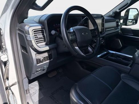 Used 2025 Ford F250 Platinum w/ Tremor Off-Road Package image 16