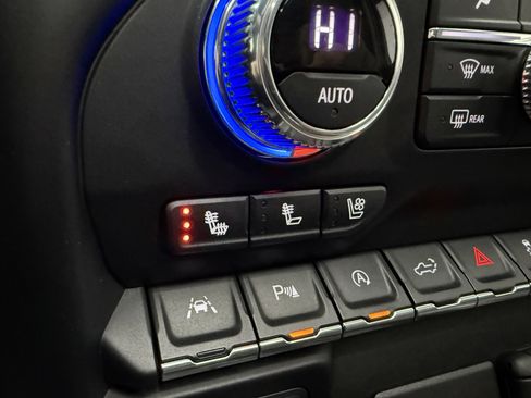 Used 2021 GMC Sierra 1500 Denali w/ Denali Ultimate Package image 20