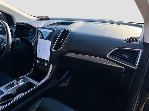 Used 2022 Ford Edge SEL w/ Convenience Package image 30