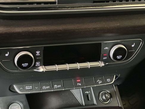 Used 2023 Audi Q5 2.0T Premium w/ Convenience Package AWD/4WD image 35