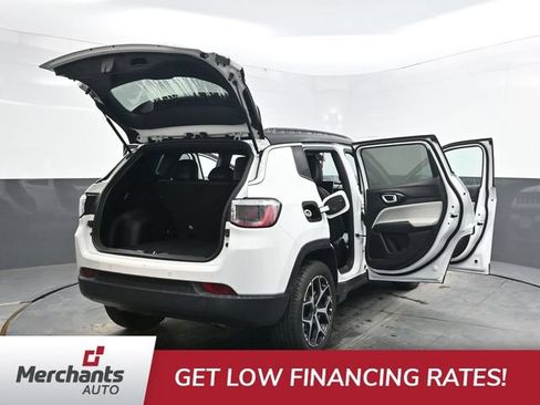 Used 2025 Jeep Compass Limited AWD/4WD image 49