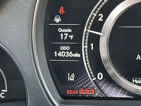 Used 2022 Lexus LS 500 AWD image 29