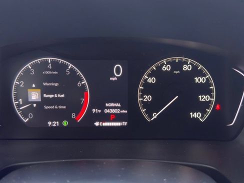 Used 2024 Honda Pilot Touring image 26