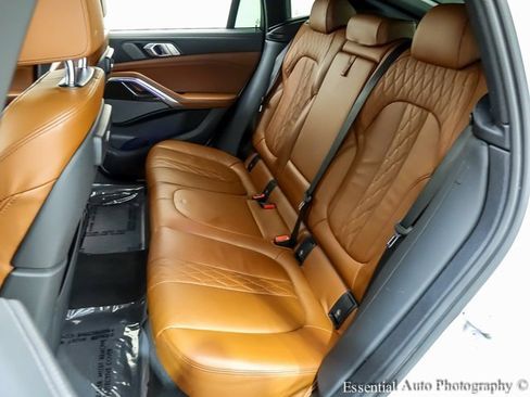 Used 2023 BMW X6 xDrive40i w/ M Sport Package image 11