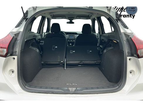Certified 2025 Nissan Kicks Play S FWD image 28