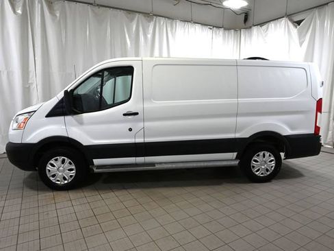 Used 2019 Ford Transit 250 130 Low Roof w/ Exterior Upgrade Package RWD image 2