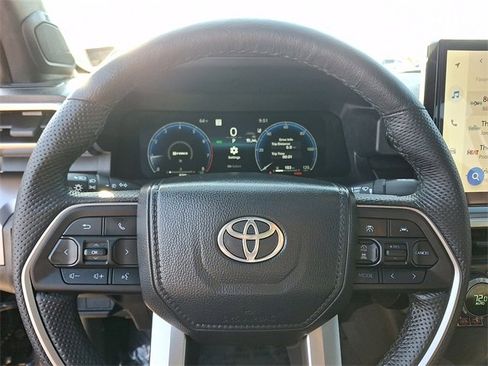 Used 2025 Toyota Tacoma SR5 image 19