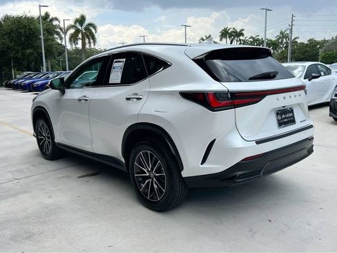 Certified 2025 Lexus NX 250 FWD w/ Towing Package (2000 Lbs) image 5