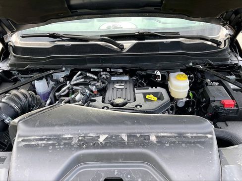 New 2026 RAM 2500 Laramie AWD/4WD image 38