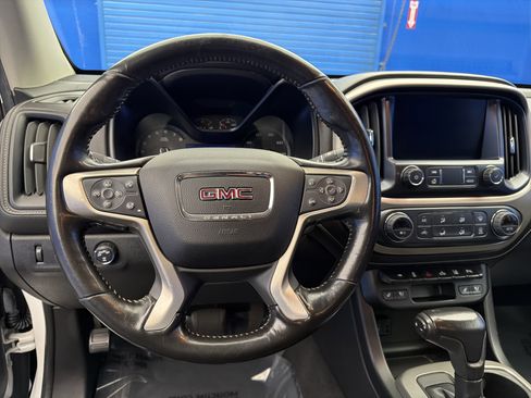 Used 2019 GMC Canyon Denali image 14
