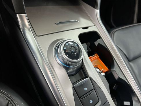 Used 2023 Ford Explorer XLT w/ Equipment Group 202A image 16